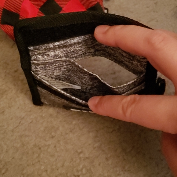 VS PINK Mini Bundle Pouch Wallet Lotion - Picture 6 of 9